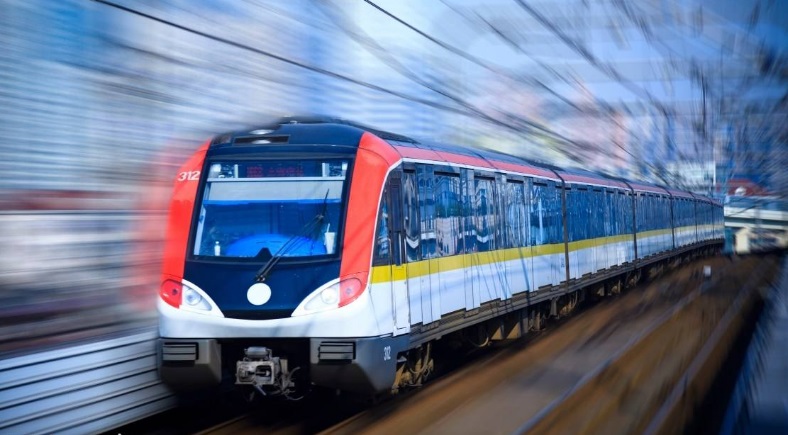 主动障碍物探测和辅助防撞系统